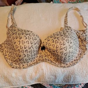 Victoria Secret demi Bra ❤ heart pattern